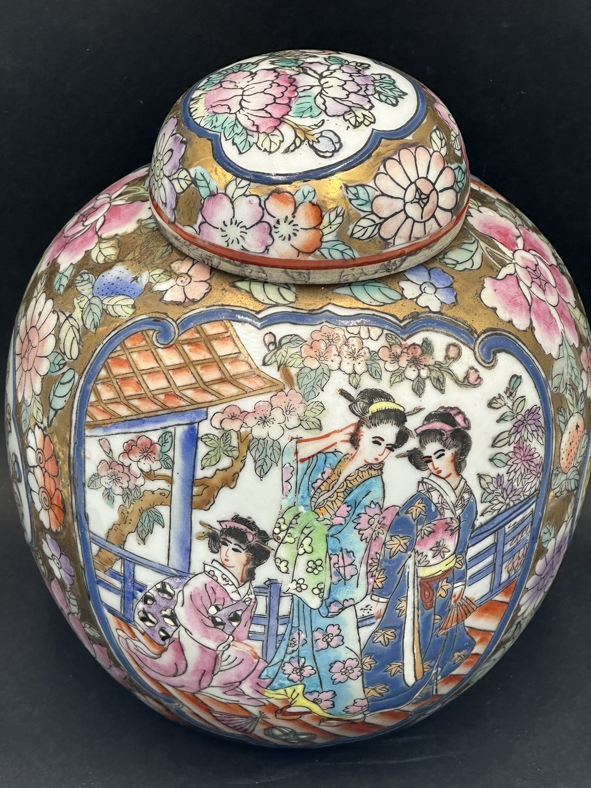 Vintage Chinese Ginger Jar w Lid Famille Rose Gold Satsuma Style Moriage 1960s