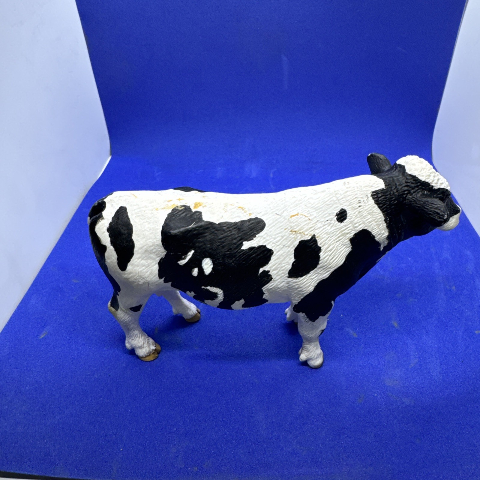 VINTAGE SCHLEICH - HOLSTEIN BULL - 13632 - D-73527 - RETIRED 14 AVAILABLE