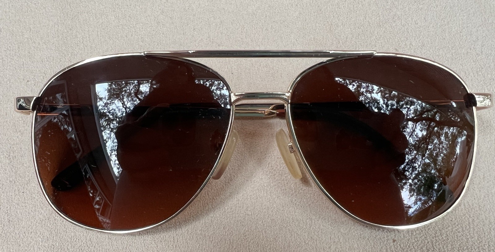 MG Golf Sunglasses Master Grip Aviator - Gold - Black w Clamshell Case Men’s