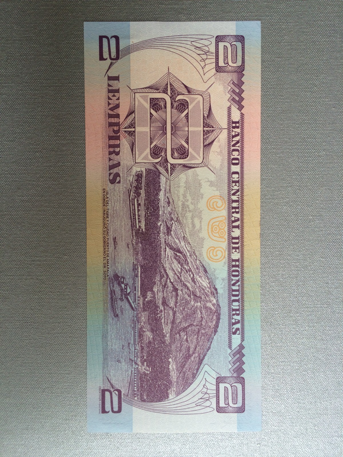 2 LEMPIRAS HONDURAS BANKNOTE UNCIRCULATED