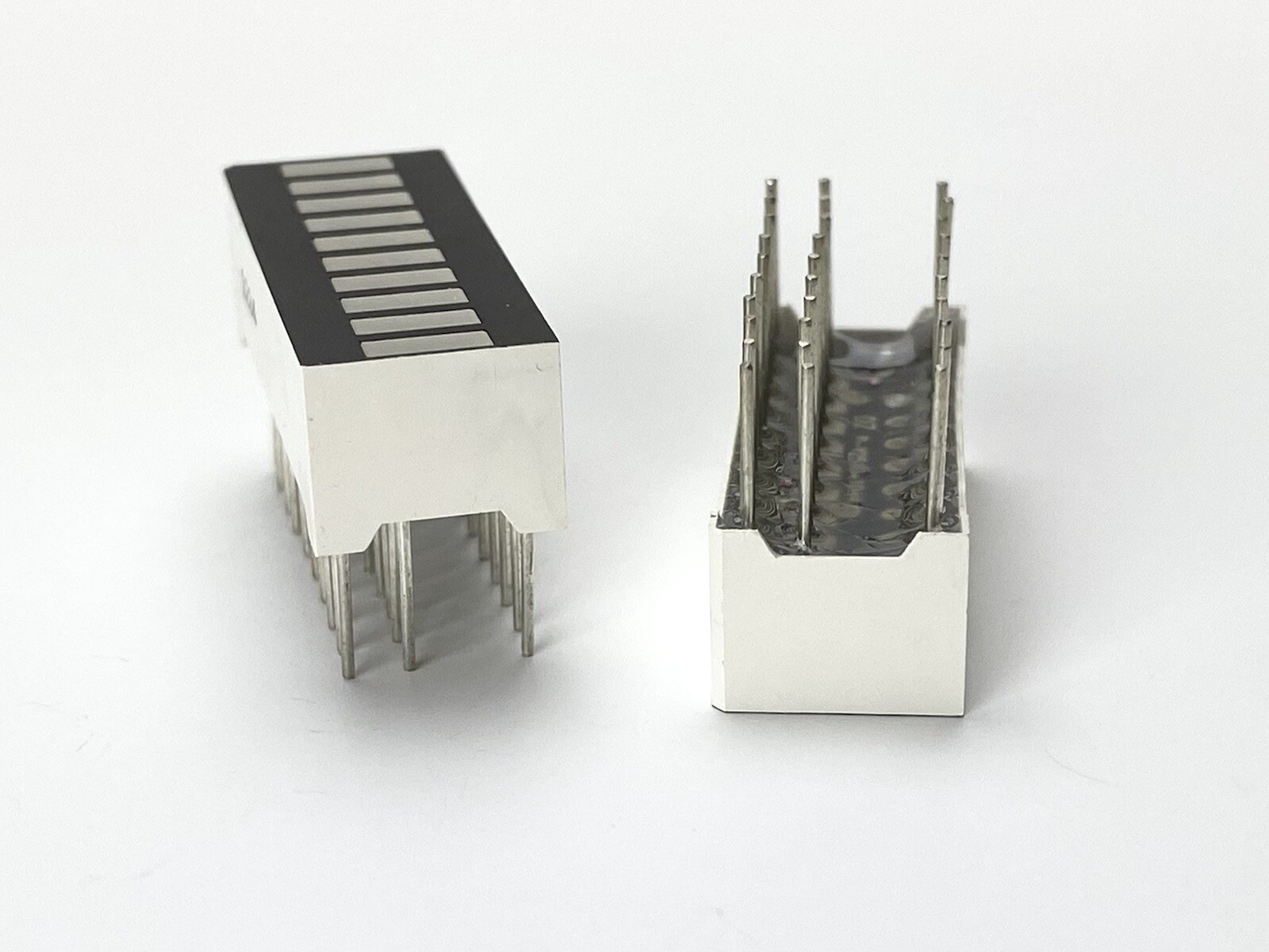 LED Bargraph Level Indicator, TriColor RED/GREEN/ORANGE, 10 Seg, 30 Pin (50pcs)