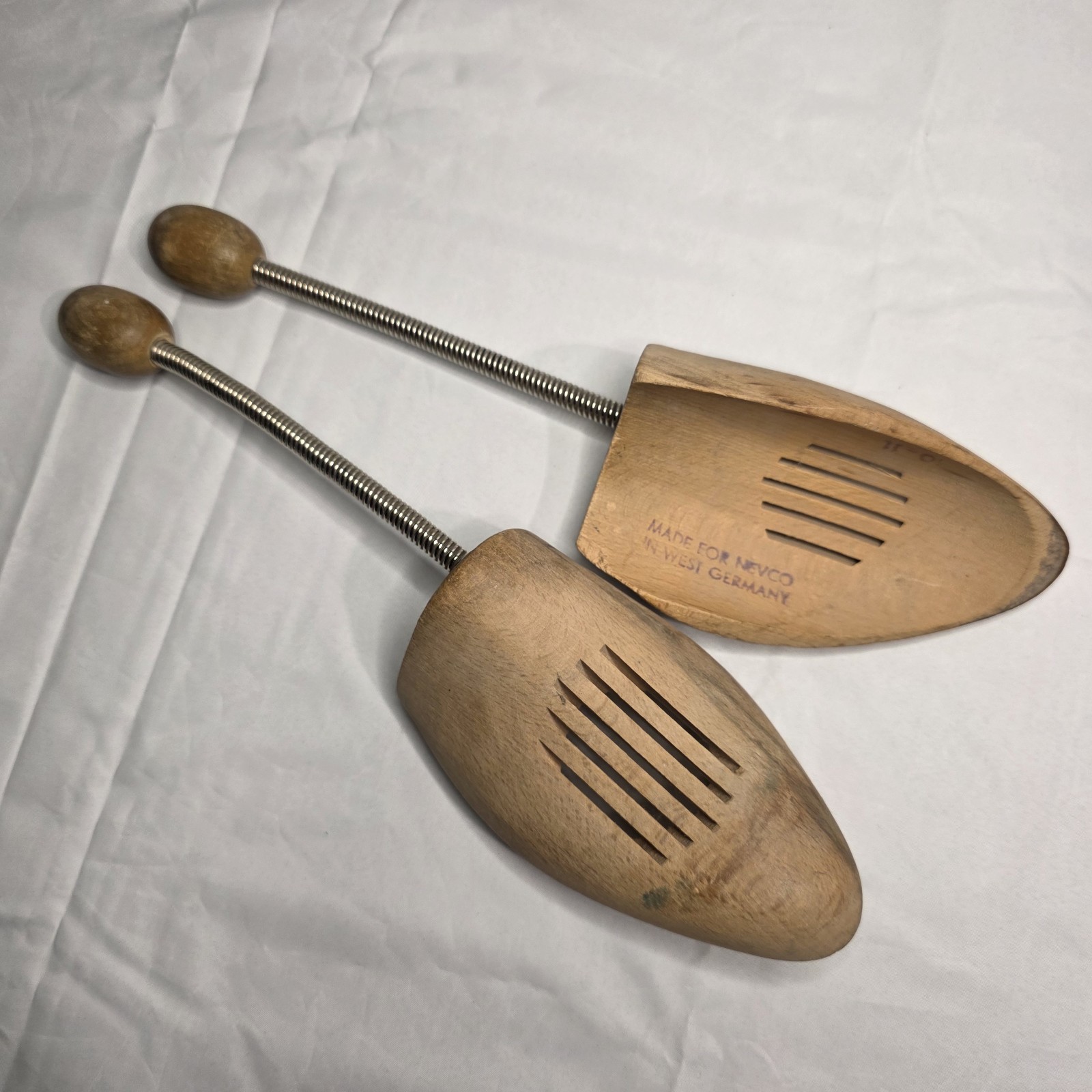 Nevco Shoe Trees Vintage West Germany Wooden Spring Stretchers Size 10-11