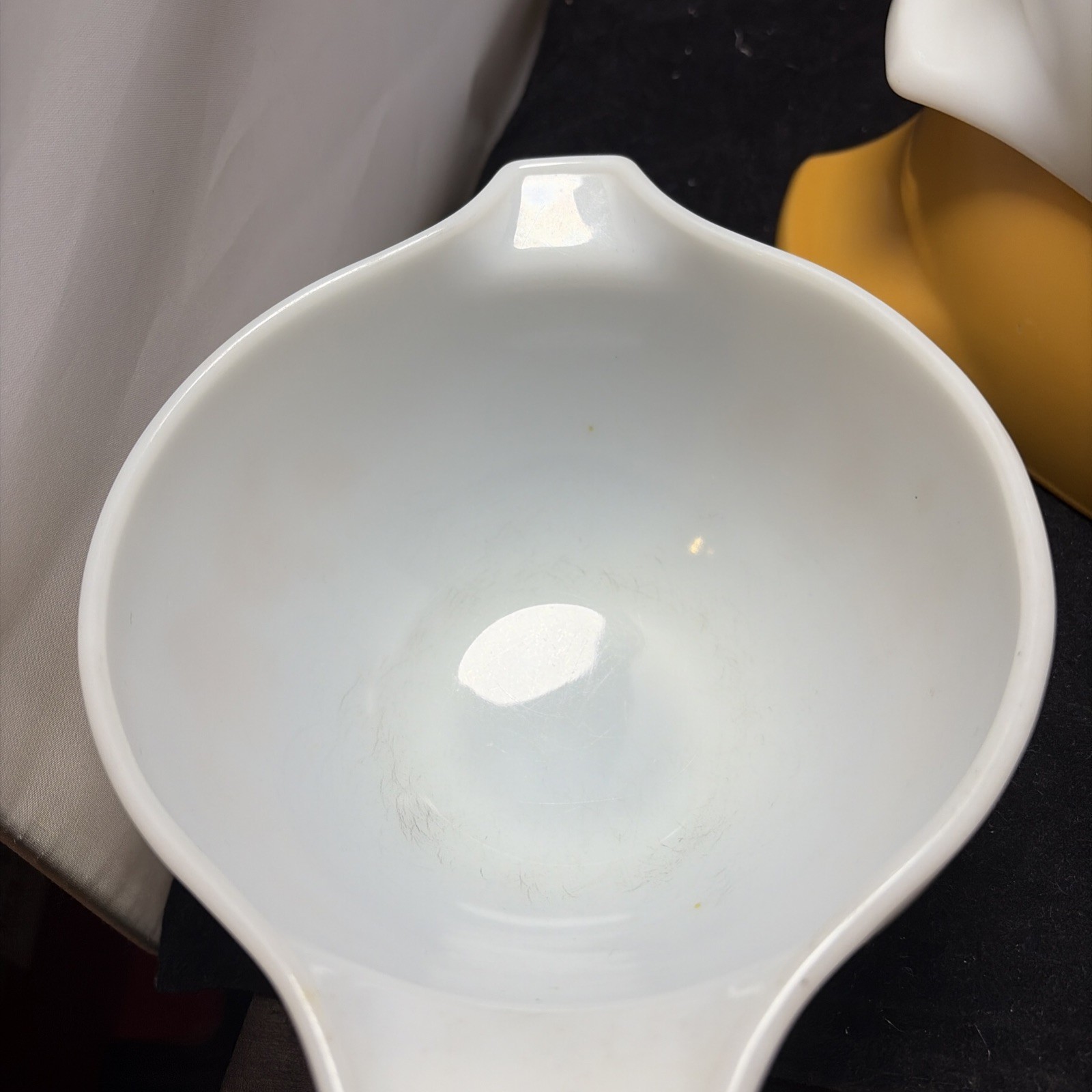 4 PYREX BUTTERFLY GOLD 4 CINDERELLA MIXING BOWLS 441-442-443 -444