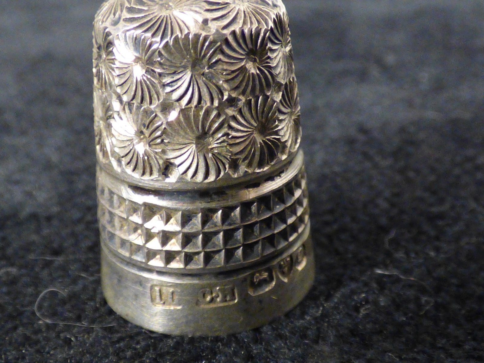 Antique Silver Thimble in Leather Case 1800s ? 10 CH Charles Horner