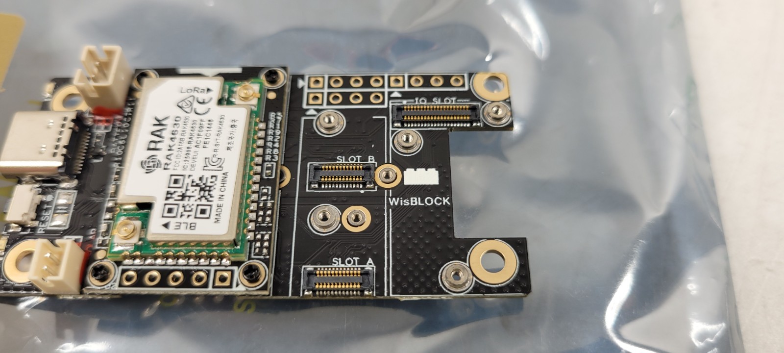 RAKwireless WisBlock Meshtastic Starter Kit US915 Base RAK19007 + Core RAK4631