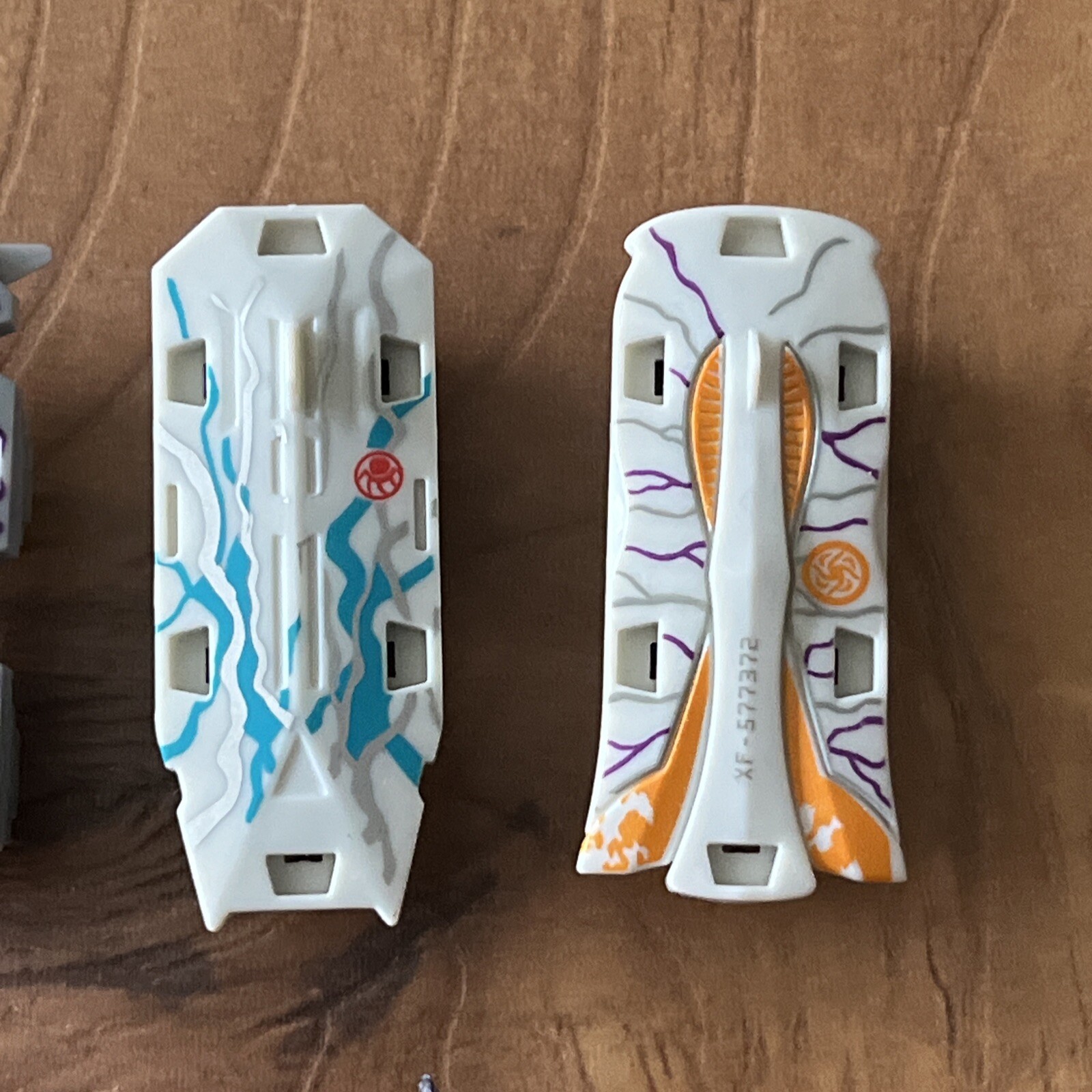 HEXBUG Gladiators Battling Robots Hex Bug Lot Hermitech Luminon & Promethor