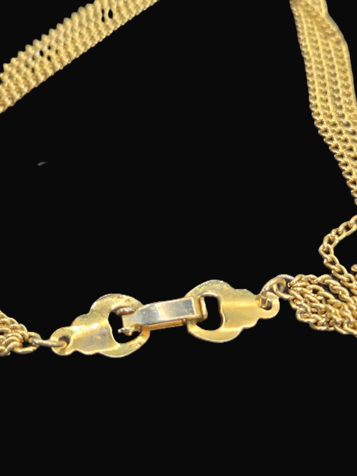 Vntg Multichain And Tasseled Necklace in Gold Tone- 70’s Unmarked