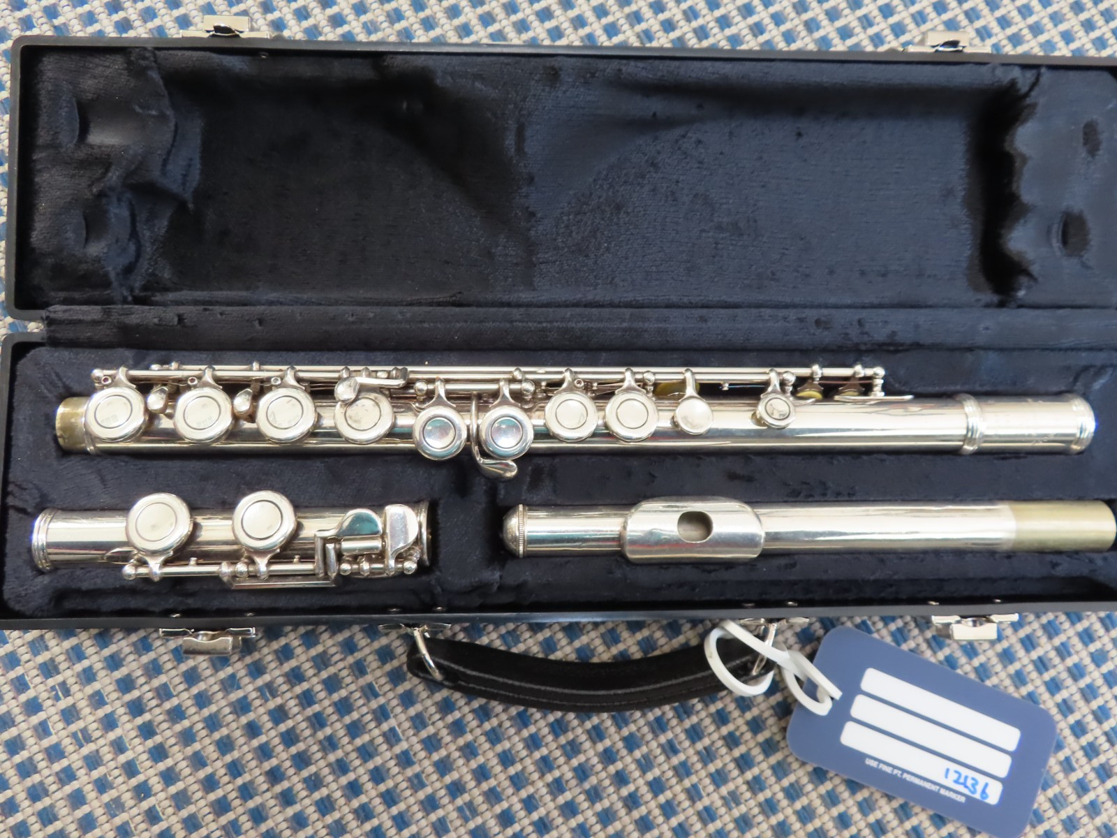 LOT OF 4 FLUTES -ARMSTRONGS, BUNDY, BUFFET- NICE BUT NEED REPAIR