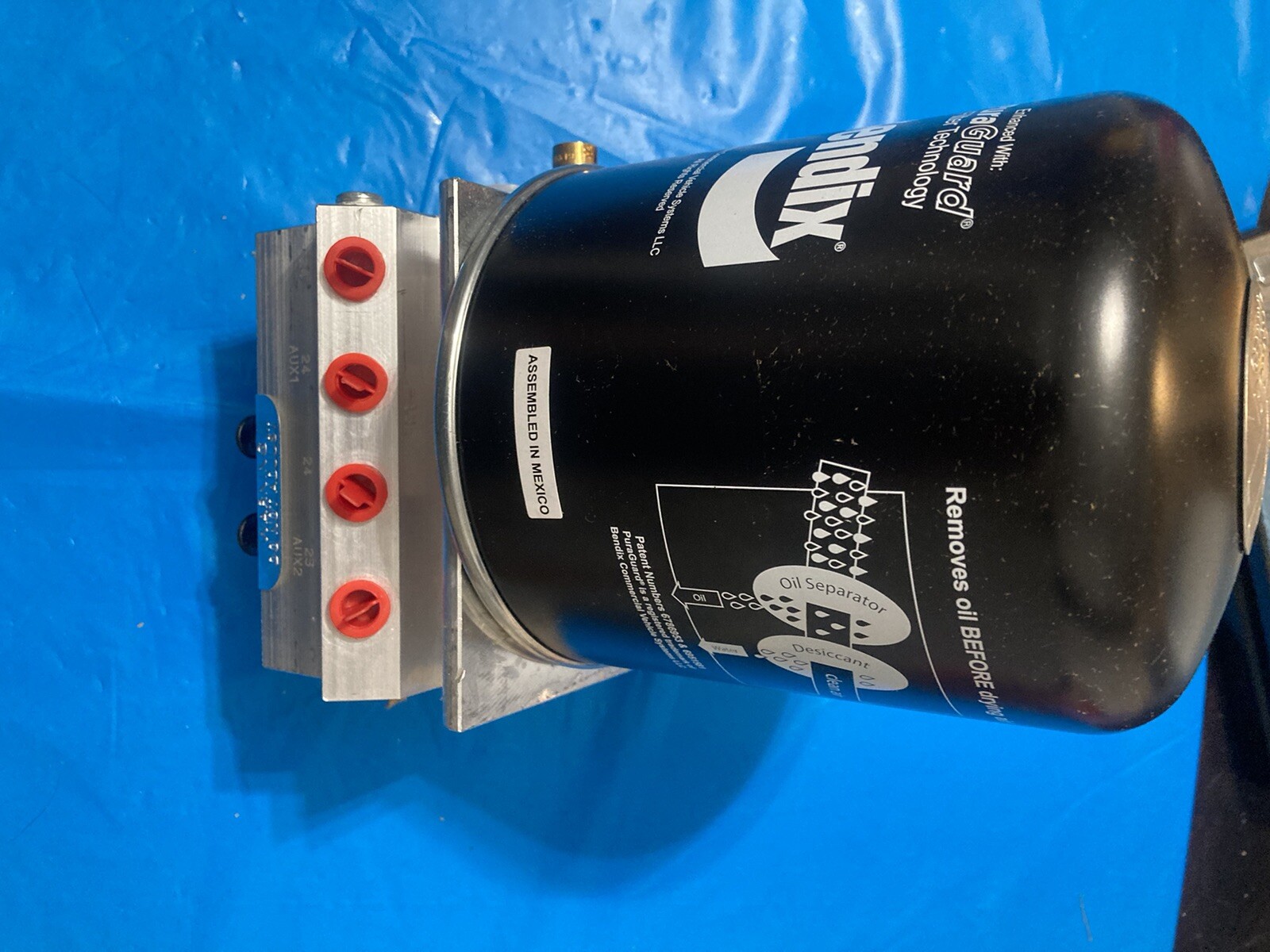 K049086 BENDIX AIR DRYER ASSEMBLY