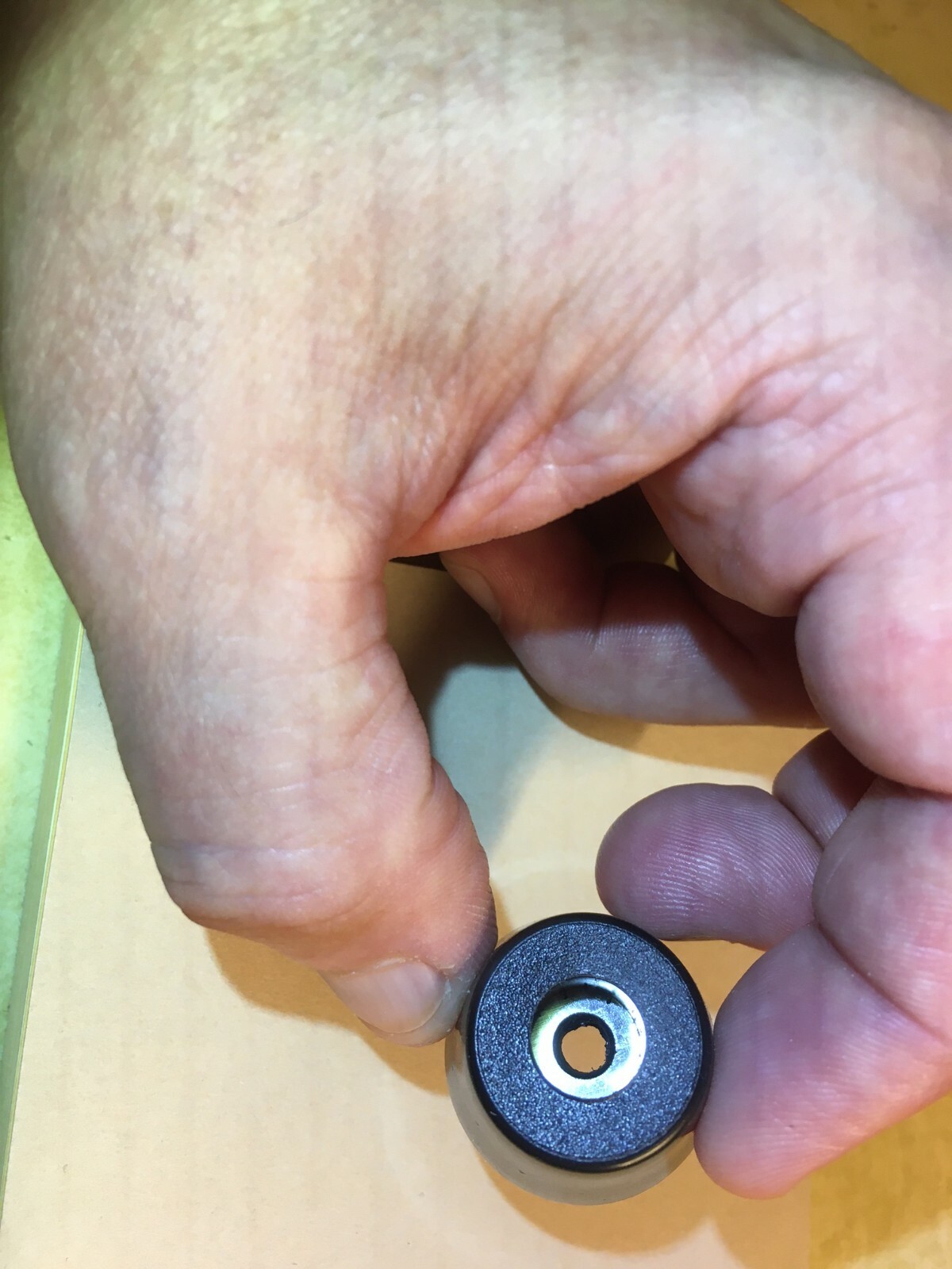 (4) Marantz Rubber Feet W/Screw Receiver part/2220,2270,2225,2226,2230,2250,2252