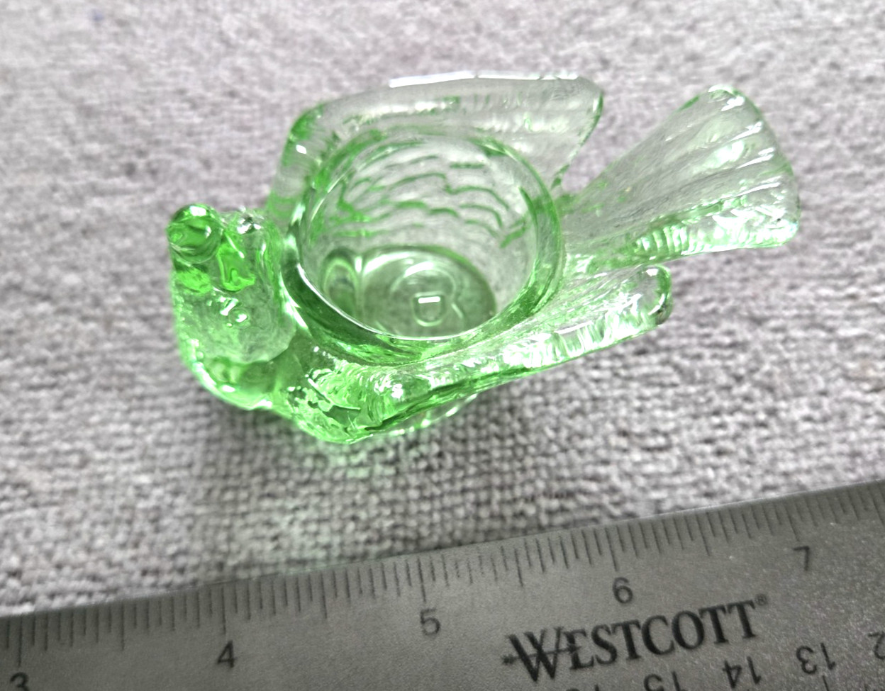 DEGENHART GLASS Vintage Bird Open Salt Cellar Dip Green w/ Marking