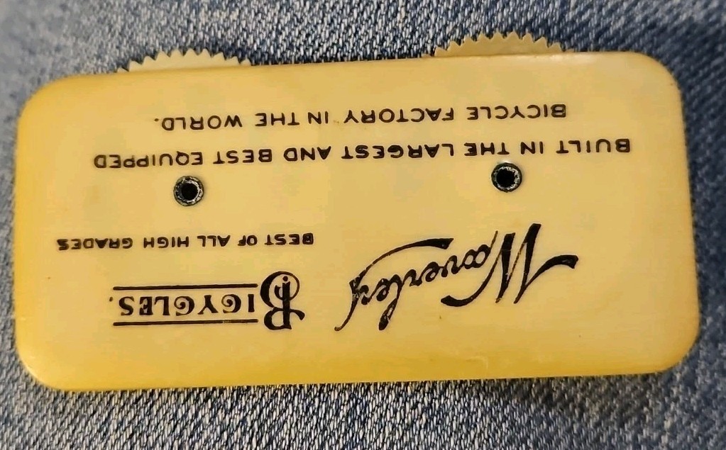 Waverly Bicycle Advertising Celluloid Game Counter