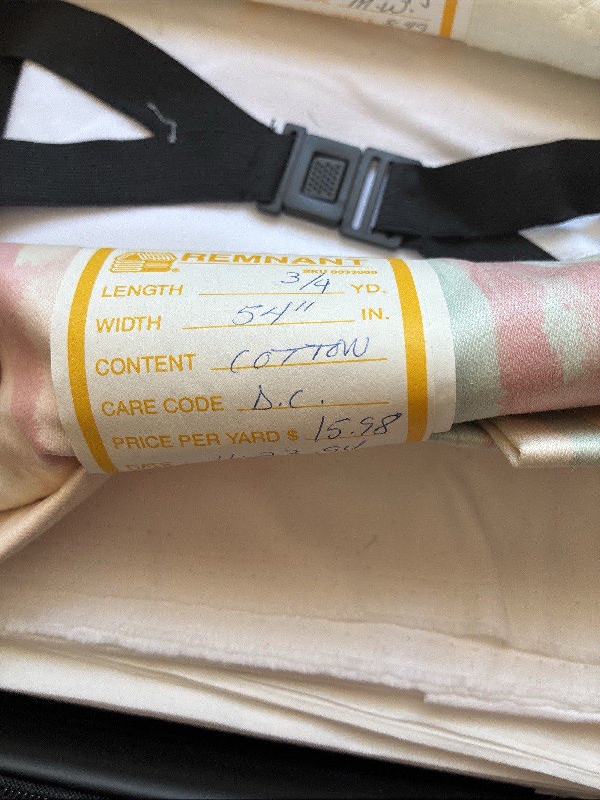 Portable Quilting Organizer Case Kit w Fabric Thread Clips Pattern