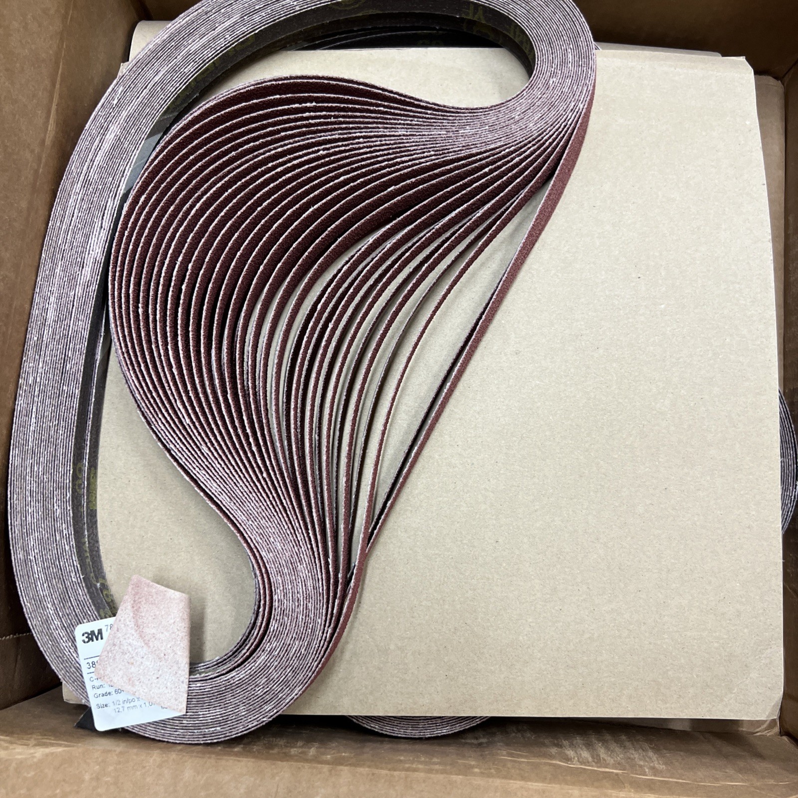 3M Cubitron ll Cloth Belt 784F, 1/2 in x 42 in, 60+ YF-weight, L-Flex, 200 Case