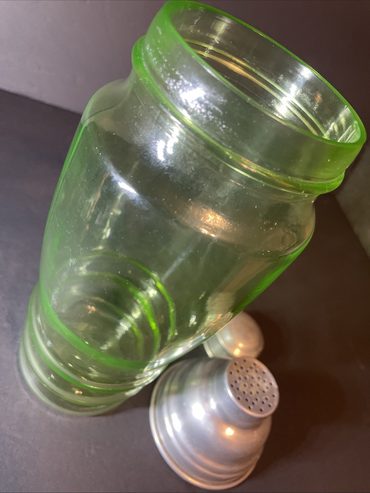 Vintage Green Uranium Glass Martini/Cocktail Shaker With Lids 11 Inches