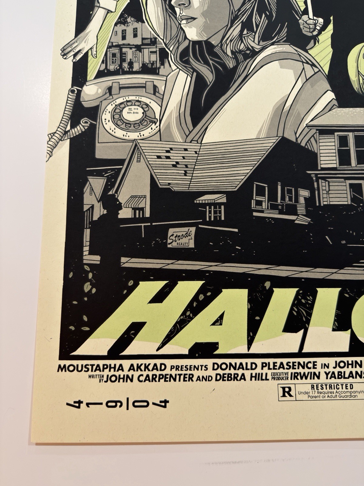 Tyler Stout Halloween Variant Movie Poster Print Glow In The Dark Mondo Artist