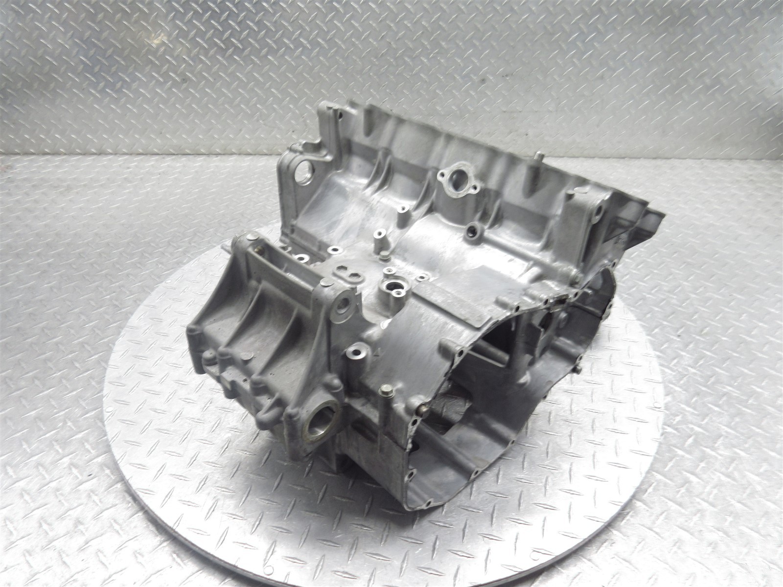 2000 00-01 Honda CBR929RR CBR 929RR CBR900RR Crankcase Case Engine Block Piston