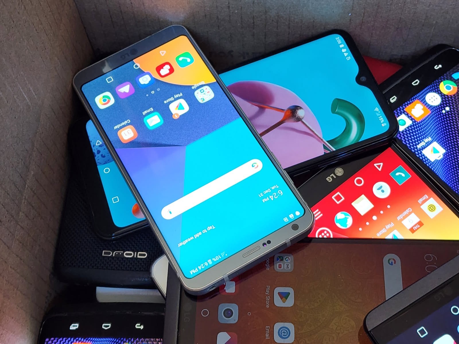 UNLOCKED Smartphone - Android