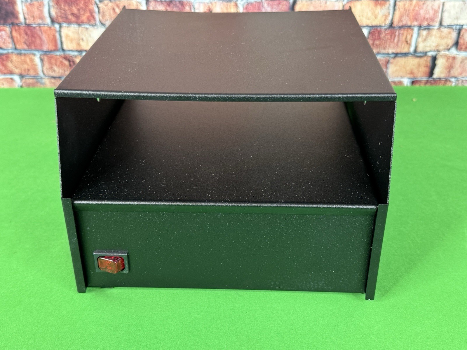 New Astron SL-15R-EFJ, 13.8 VDC 15 AMP Power Supply w EF Johnson Power Cable