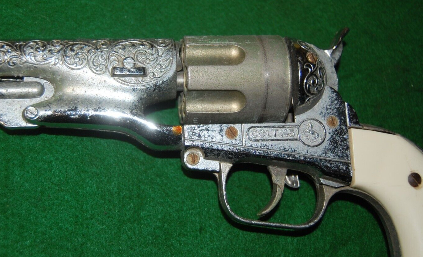 VINTAGE 1950s HUBLEY REPLICA COLT 45 TOY CAP GUN USED L1