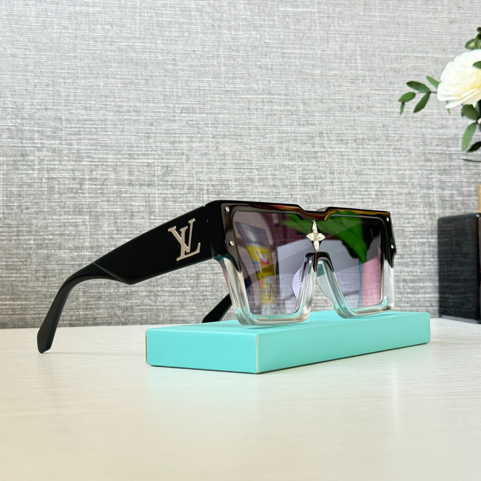 Louis Vuitton Z1736W Cyclone Sunglasses Black Swarovski Crystal