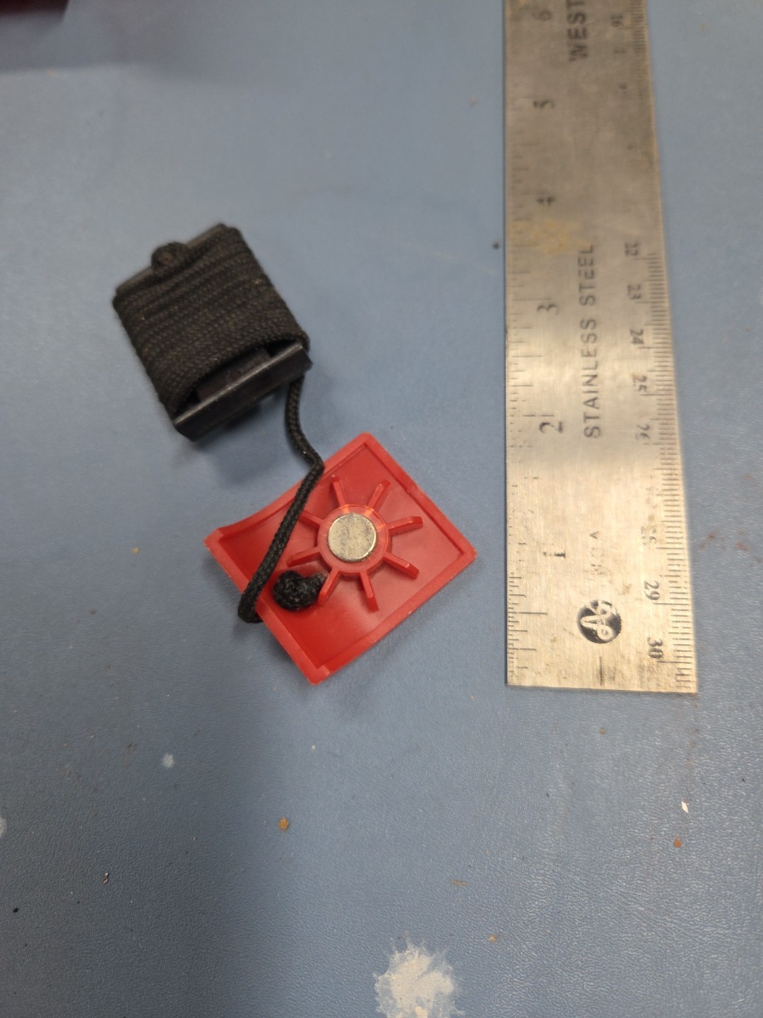 TREADMILL KEY 260830 Proform Safety Switch Stop Magnet Crosswalk XP 395 397 580