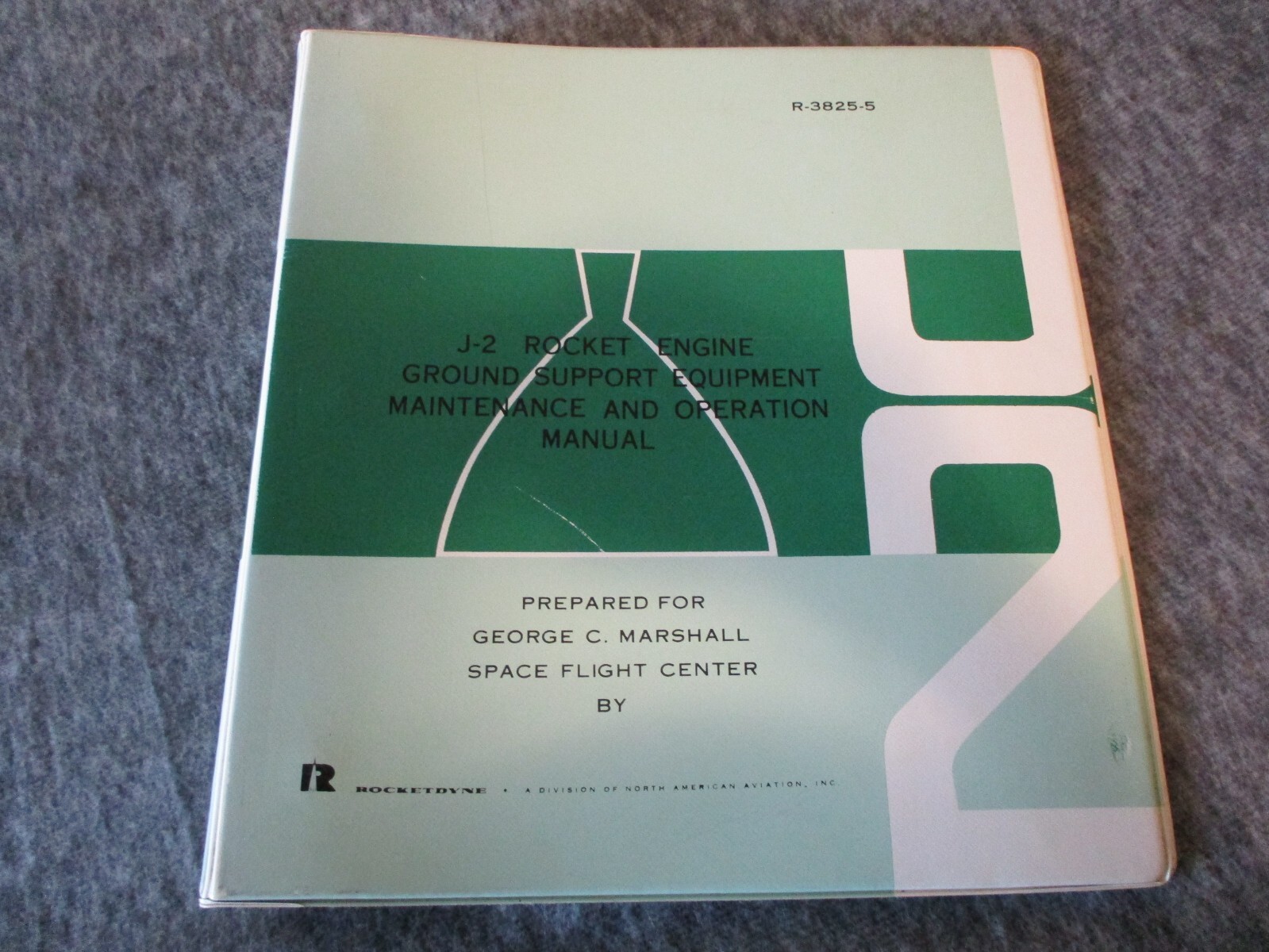 NASA MSFC ROCKETDYNE APOLLO SATURN J-2 ROCKET ENGINE 11"x 11.5" BINDER-NO INSERT