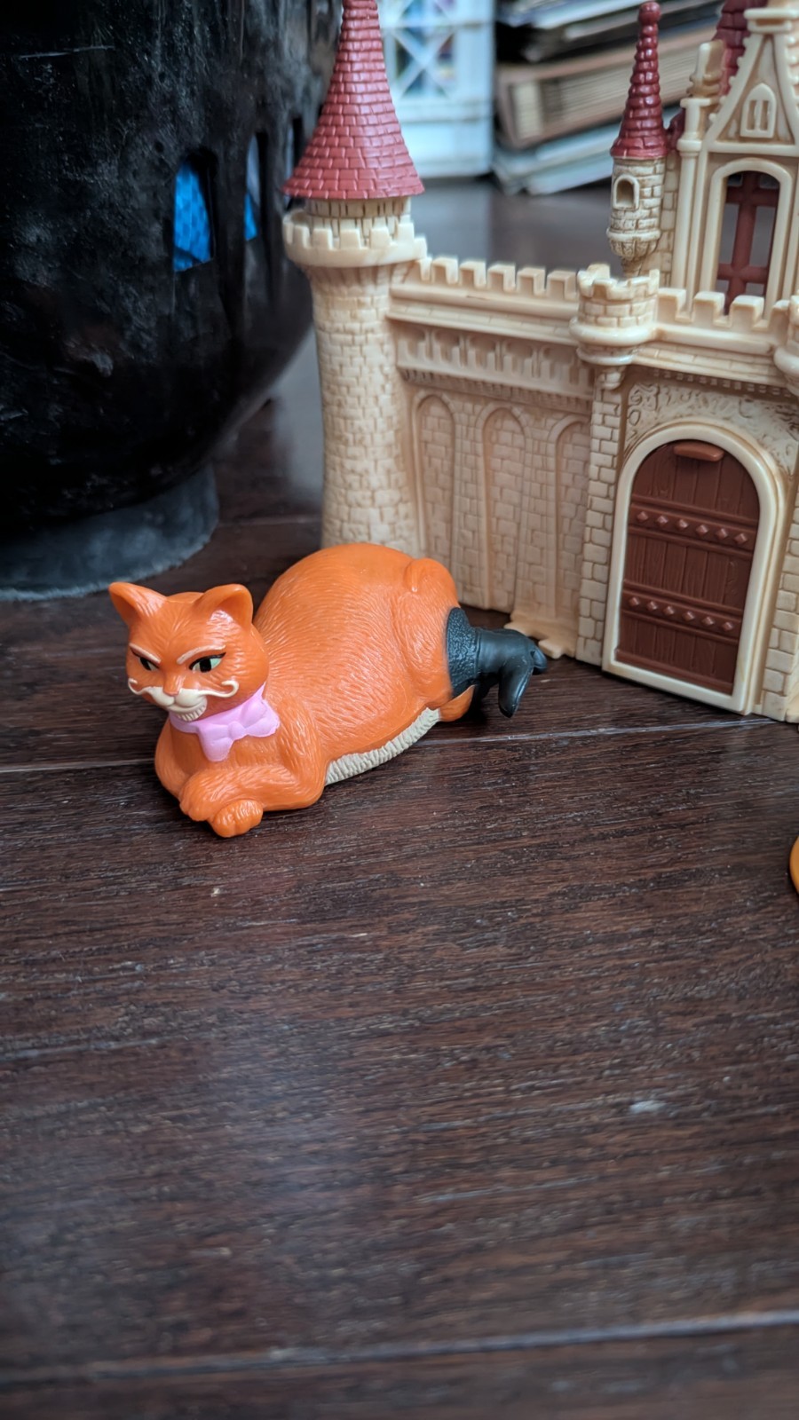 Shrek 2 Far Away Castle Micro Playset Mini Figure Set Lot Incomplete Parts