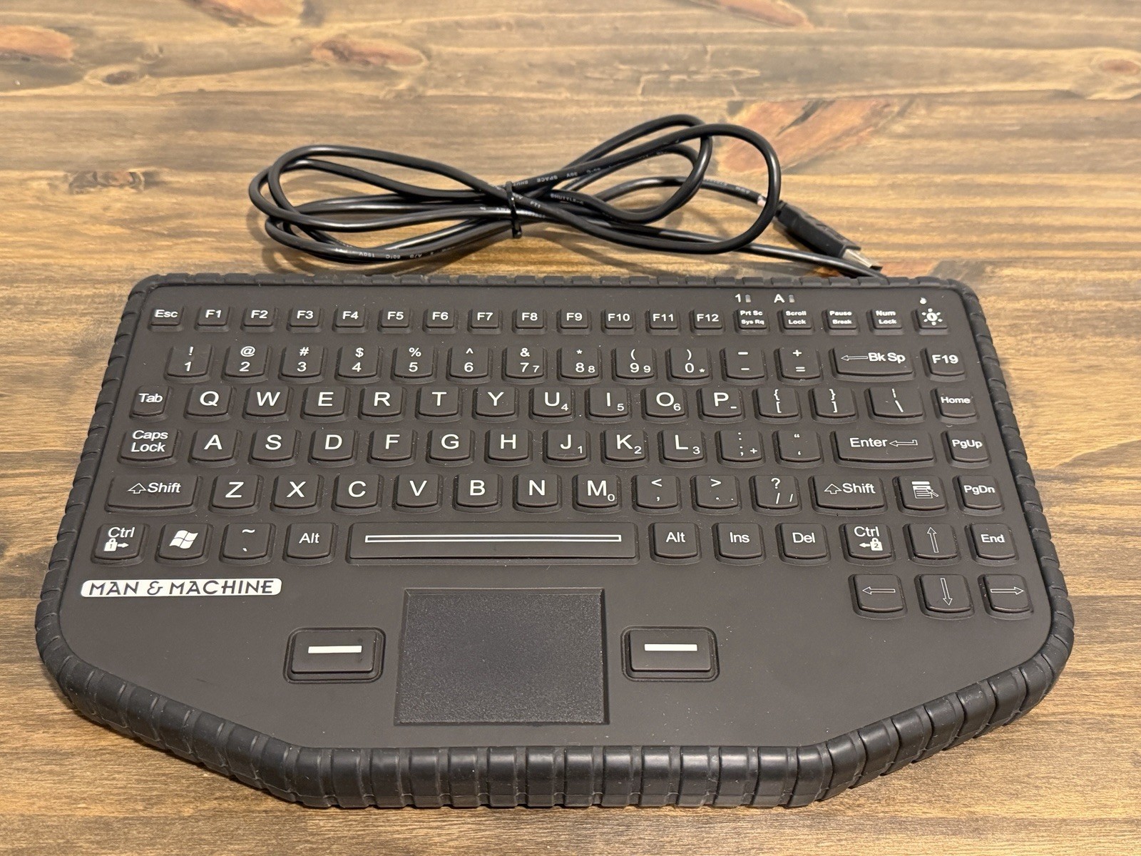 Man&Machine “So Cool” Keyboard - Red Backlight - TAA Compliant