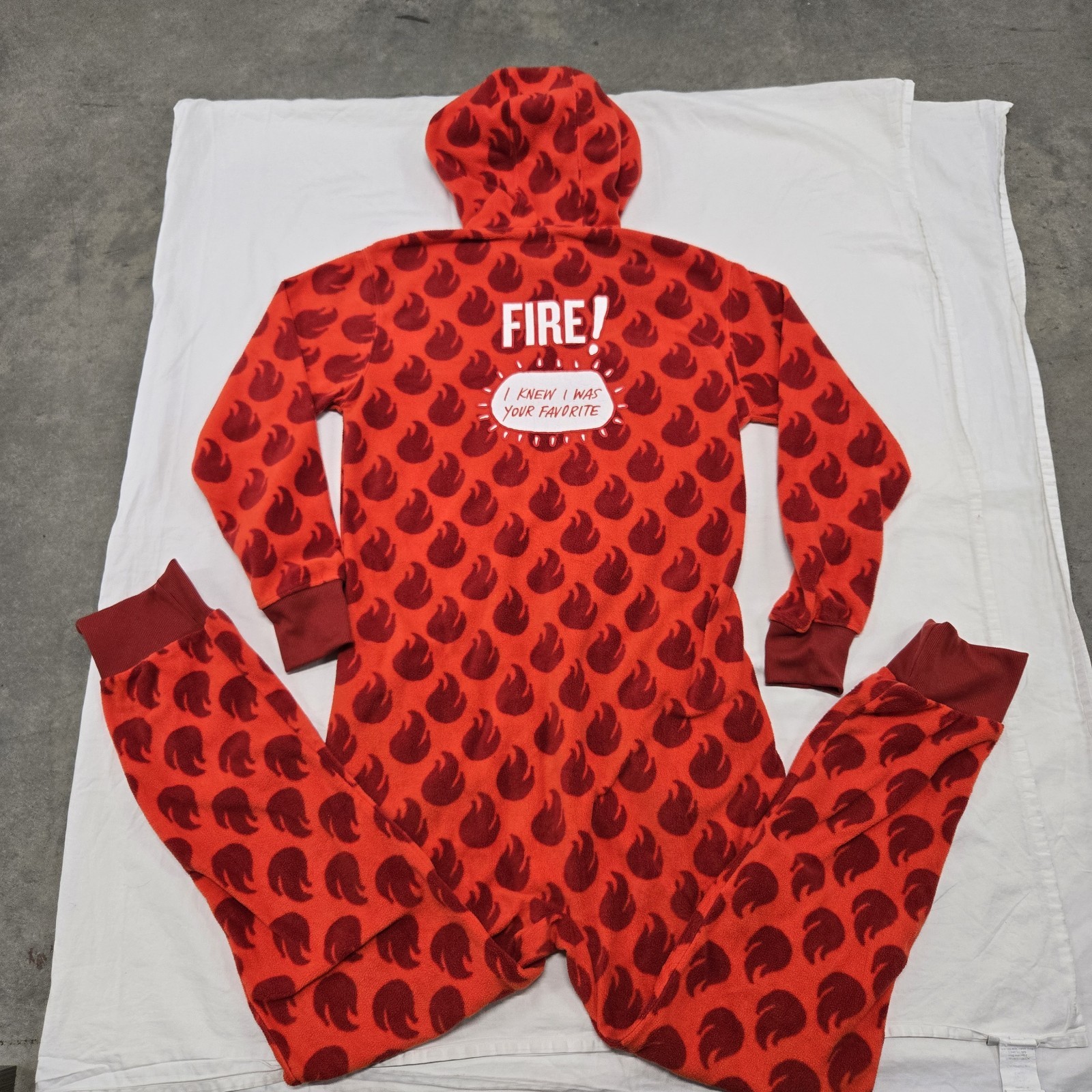 EUC Adults LARGE Taco Bell Fire Hot Sauce x Tipsy Elves Jumpsuit Pajamas One Pc.