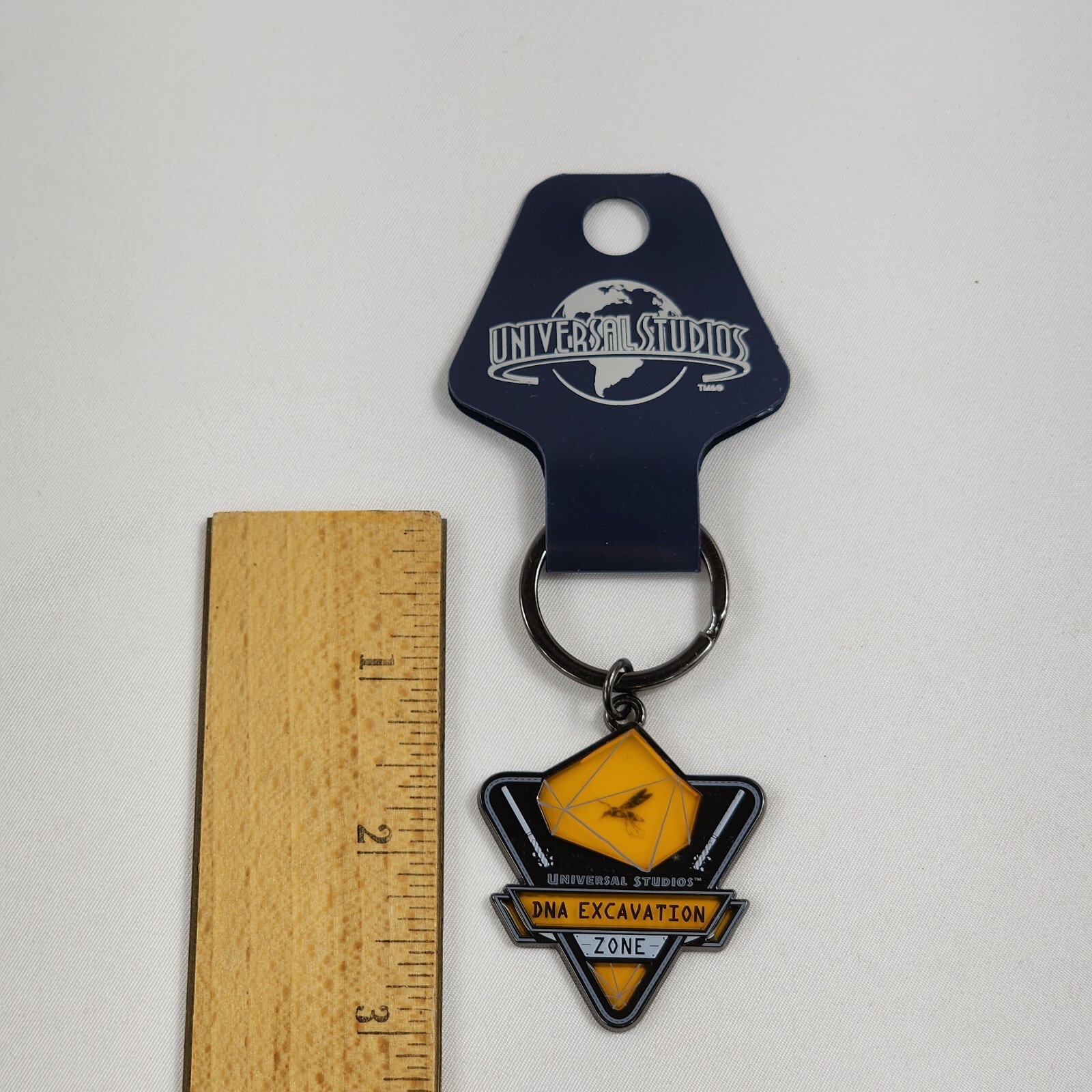 Universal Studios Jurassic Park World Limited Edition Keychain Amber Mosquito