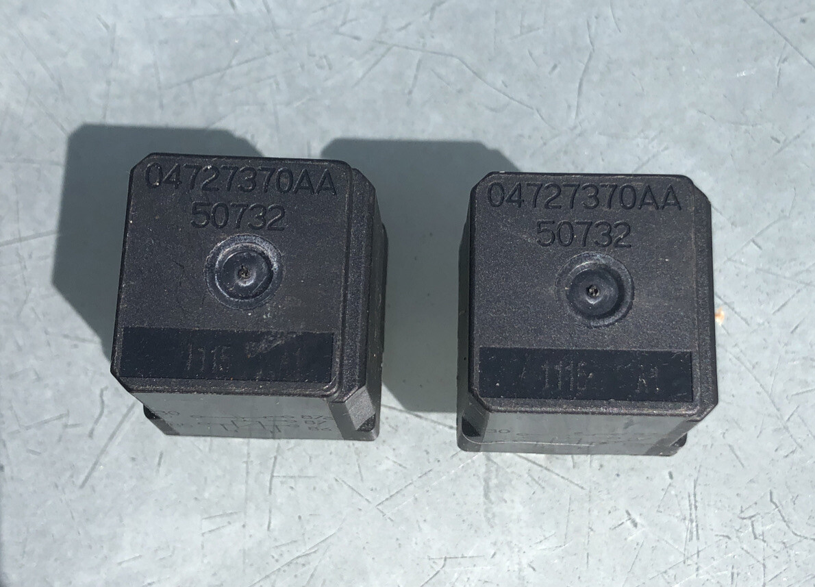 DODGE JEEP CHRYSLER MULTIPURPOSE 5 PIN RELAY 04727370AA (50732)OEM tested 2pcs