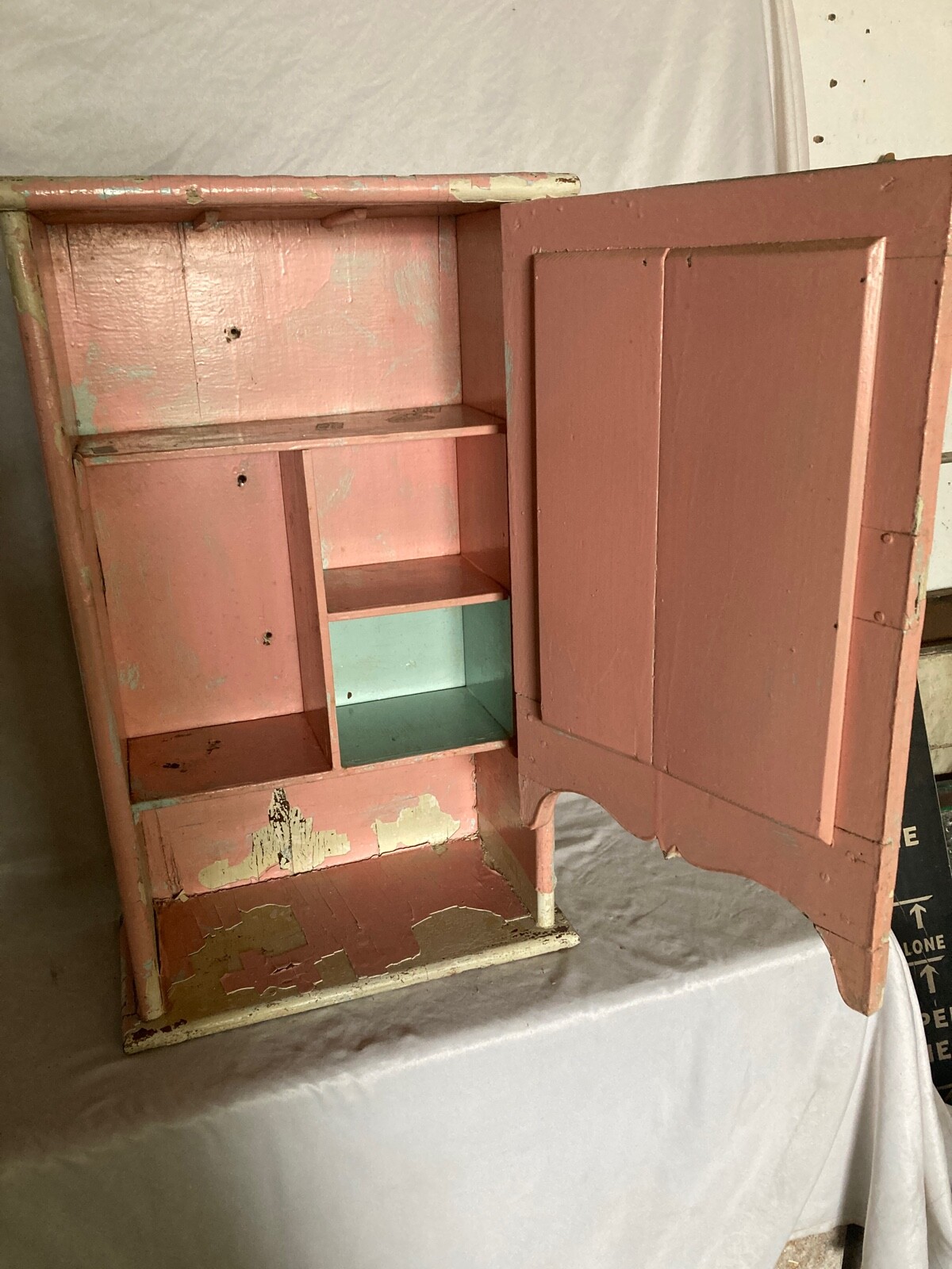 Shabby Antique Oak Medicine Cabinet Beveled Mirror Pink Cottage Chic Vtg 47-26E
