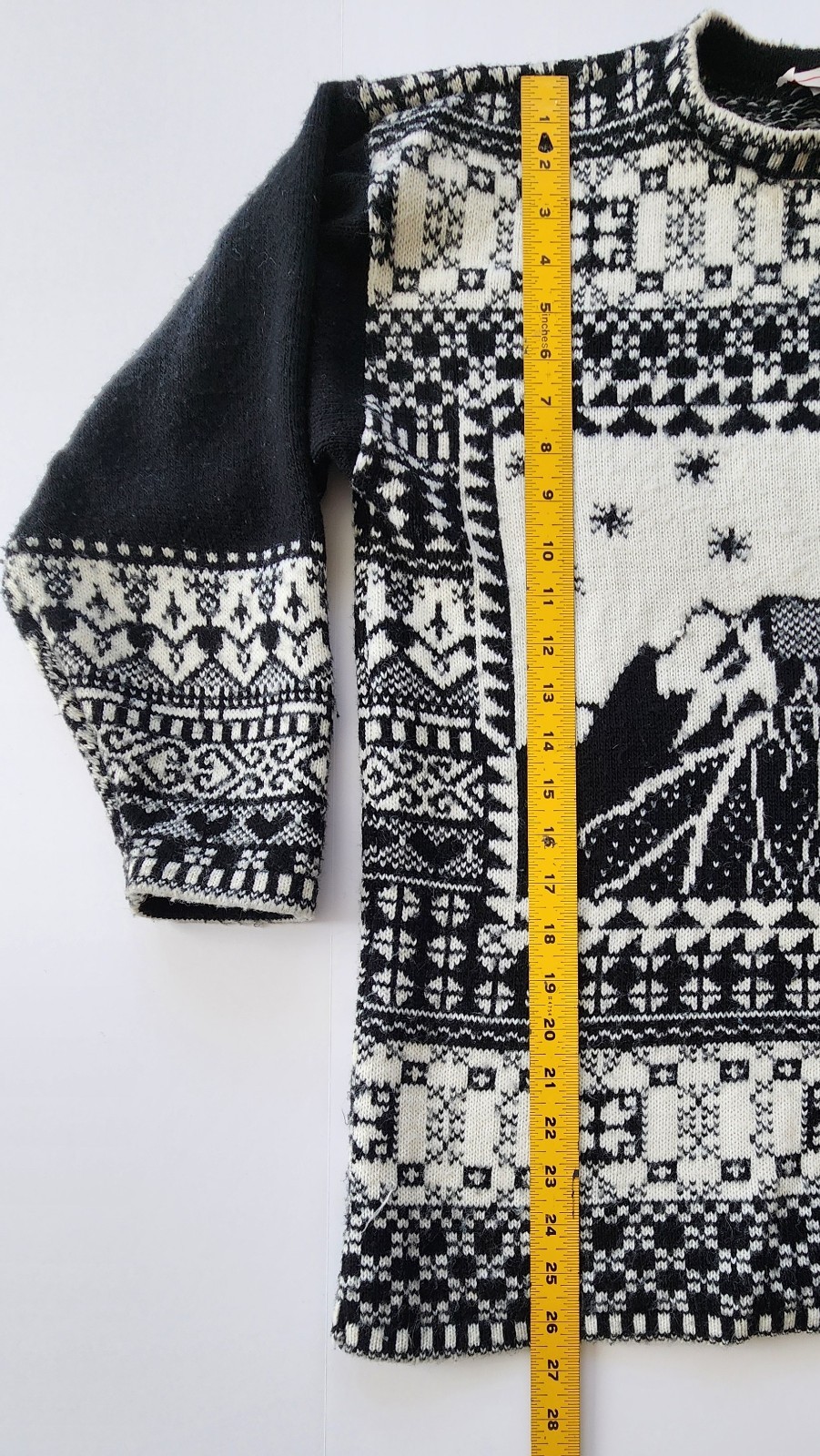 Vtg 90s SML Sport Nordic Stag Mountain Black and White Crewneck Knit Sweater - L