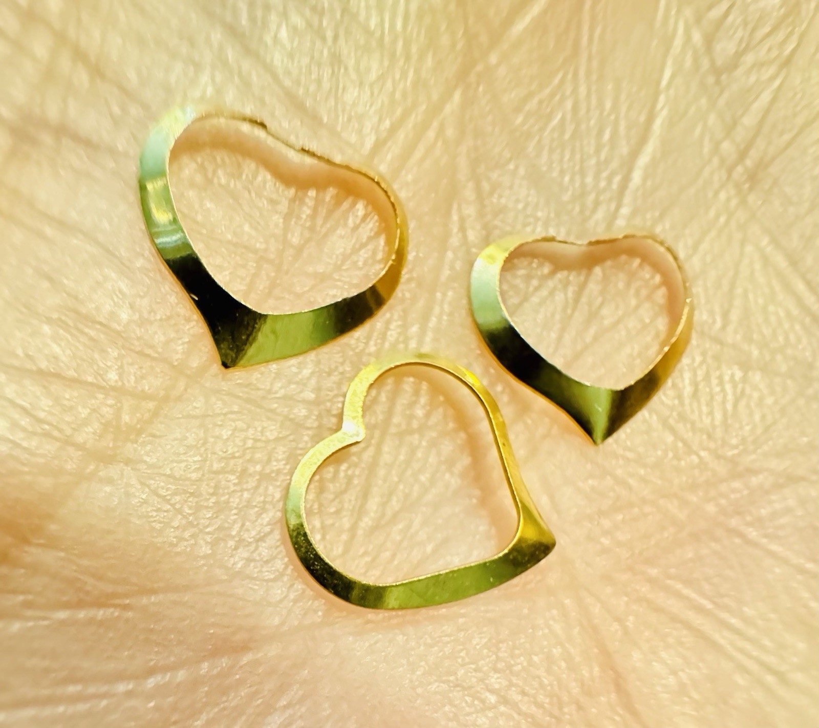 (3 Piece LOT) 14K Gold Floating Heart Shapes ~ Hang on Necklace /Craft SEE SIZE