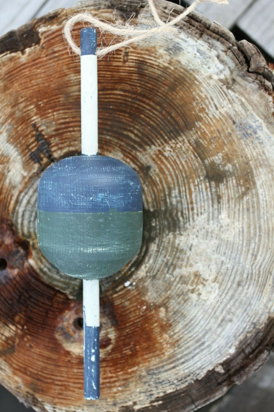 Vintage Style Fishing Net Marker Weathered Look Wood, WF-1