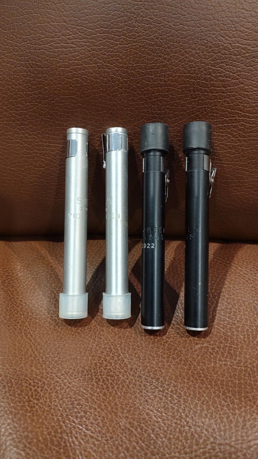 Lot of 4 VICTOREEN 0-200 mR & 0-20 R Dosimeters ALL in Very Good Condition