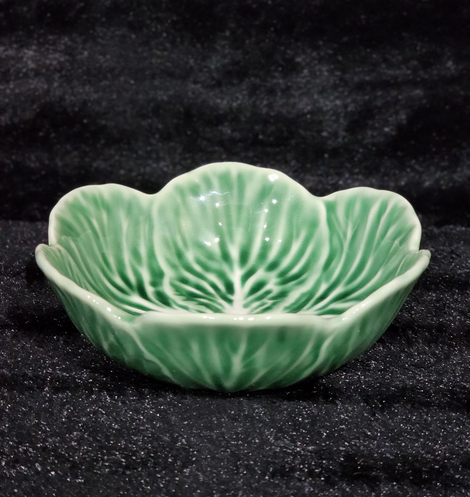 4 Green Cabbage Cereal Bowls Ceramic 6" Hobby Lobby Easter Pinheiro Style NEW
