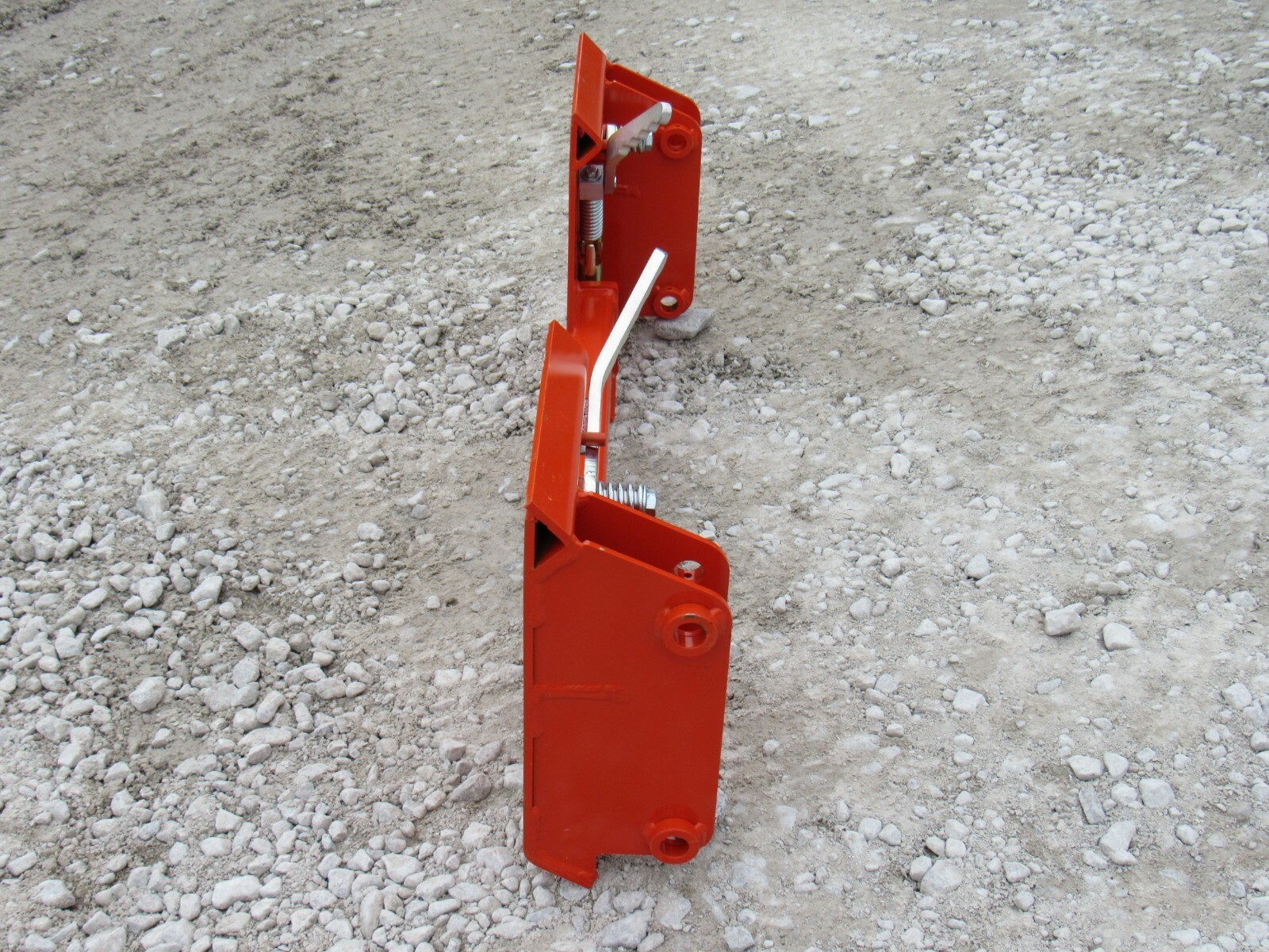 Kubota LA350 LA401 LA452 to Skid Steer Quick Attach Adapter Conversion 832810