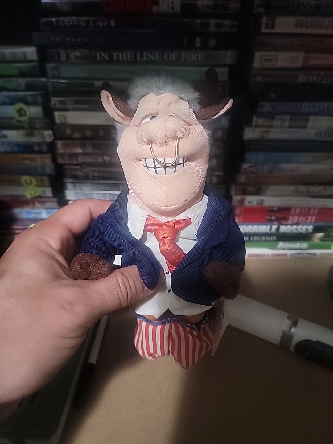 1997 INFAMOUS MEANIES BULL CLINTON 8" ) #13