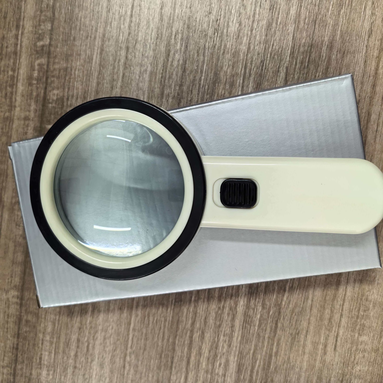 30X Jumbo Handheld Magnifying Glass w/ 12 Bright LED Light Illuminated Magnifier