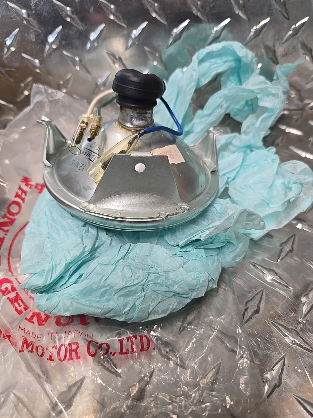 HONDA C70M C70K PASSPORT OEM COMPLETE HEADLIGHT 33120-092-671 33120-174-671