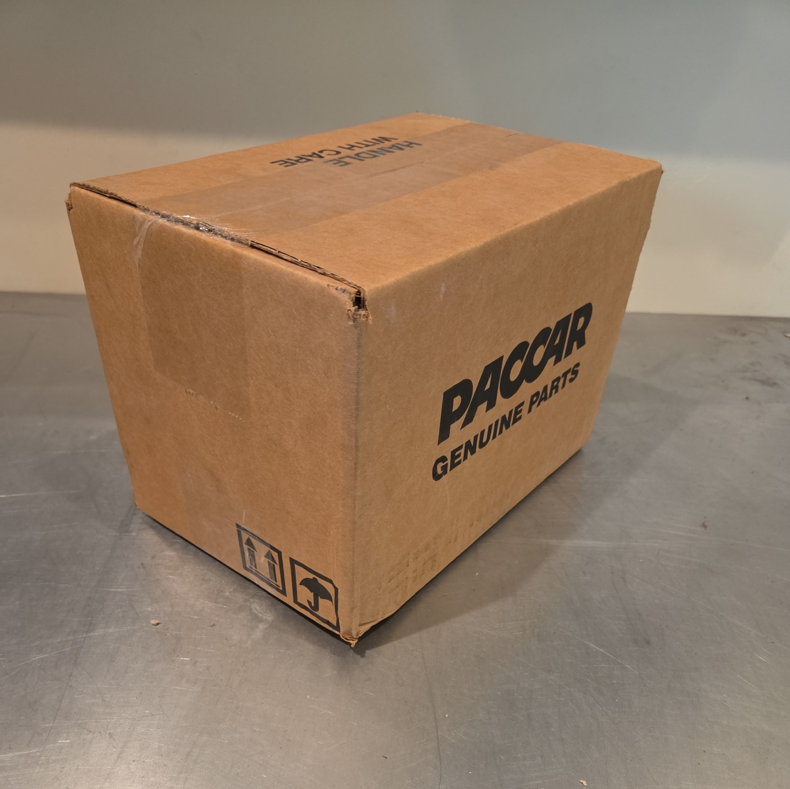 Paccar F69-6003-122 | A/C Compressor For Kenworth, Peterbilt