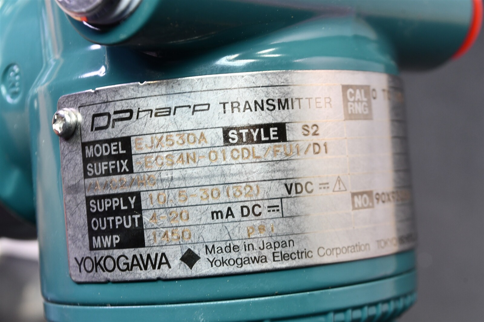 NEW Yokogawa Pressure Transmitter EJX530A w/ C13ST Valve Manifold