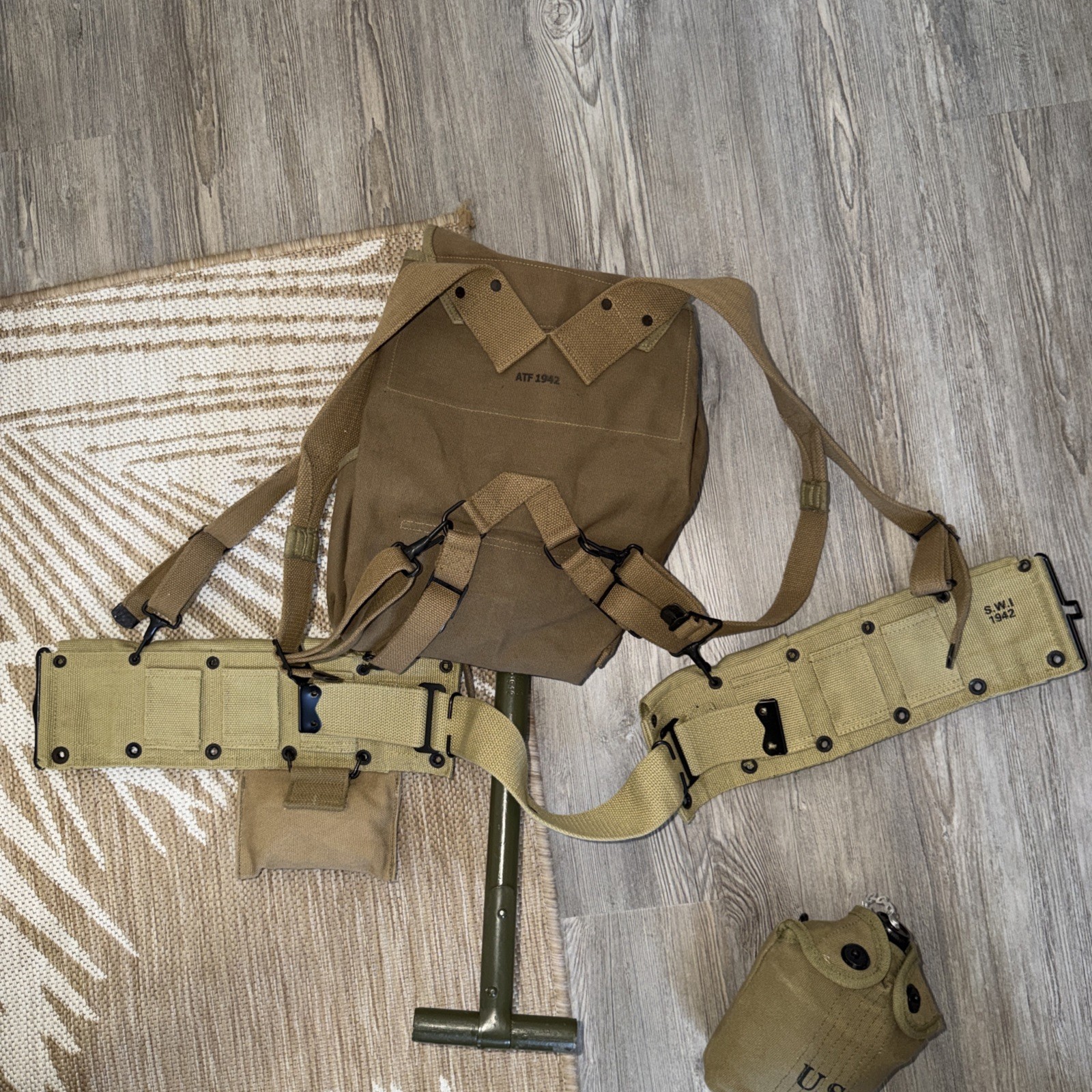 At The Front Us WWII Infantry Kit