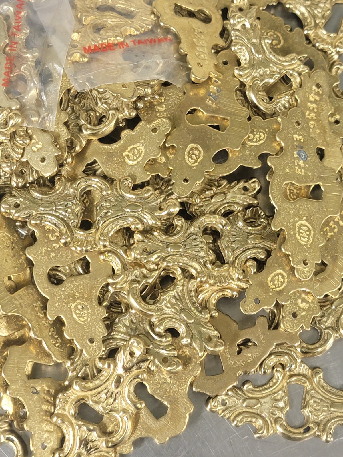 NOS Ornate Heavy DUTY Brass 2-1/4" Victorian Style Keyhole Escutcheon