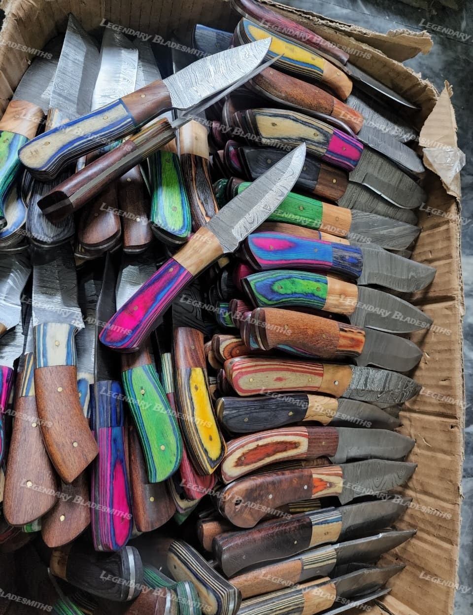 Lot of 20 Custom Handmade Damascus Steel 8" Full Tang Skinner Hunting Knifes US.