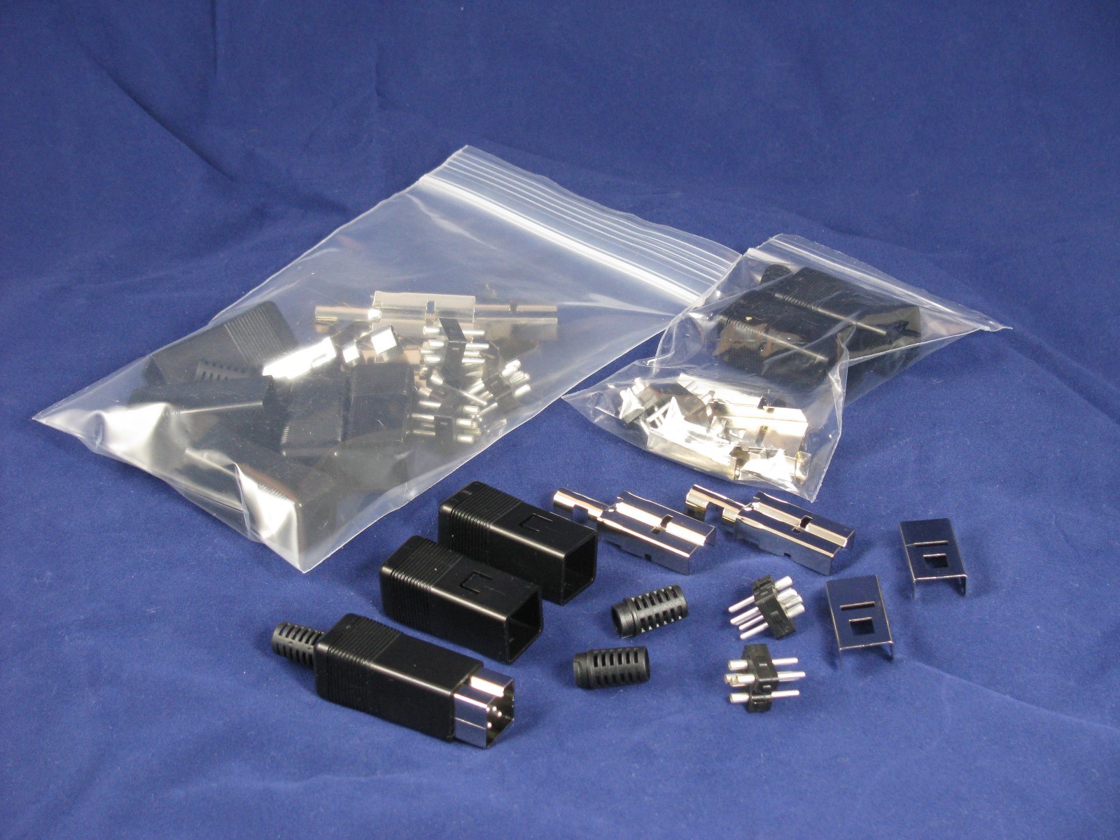 2x-Commodore 128,Amiga 500,600 Square DIN 5-pin male power connector (QTY 2)