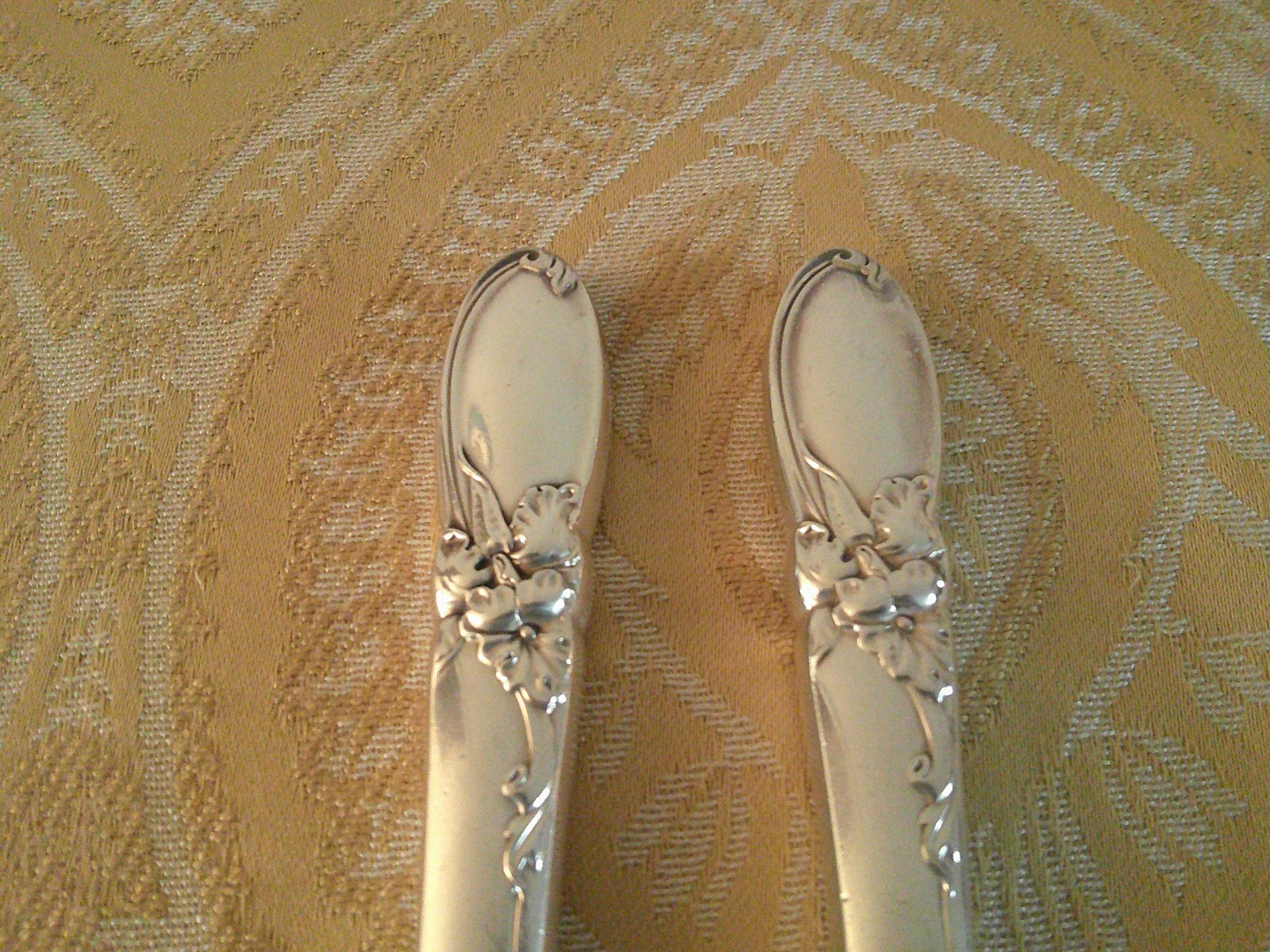 White Orchid Community Carving Knife Fork Set Serving Spoons and Meat Fork