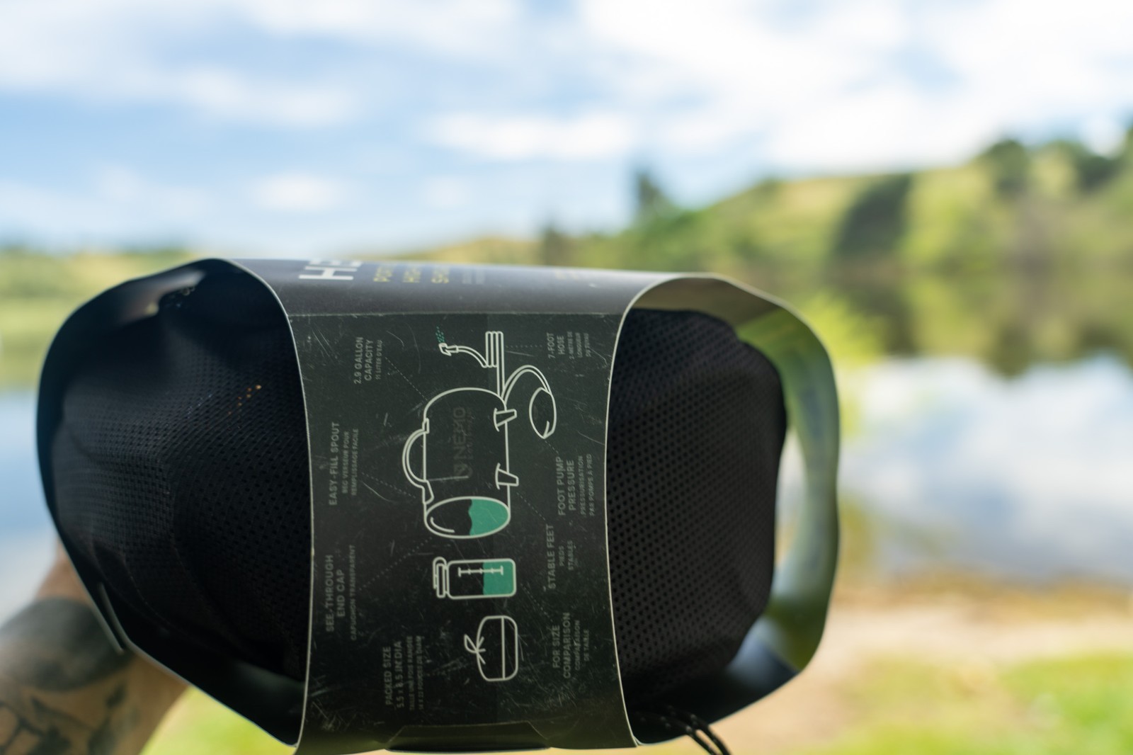 Nemo Helio Pressure Camping Shower - Black